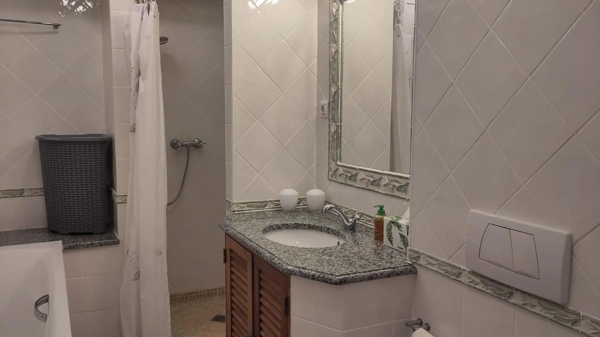 פורצ'ס 233 Casa Galo Verde Apartments פורטוגל